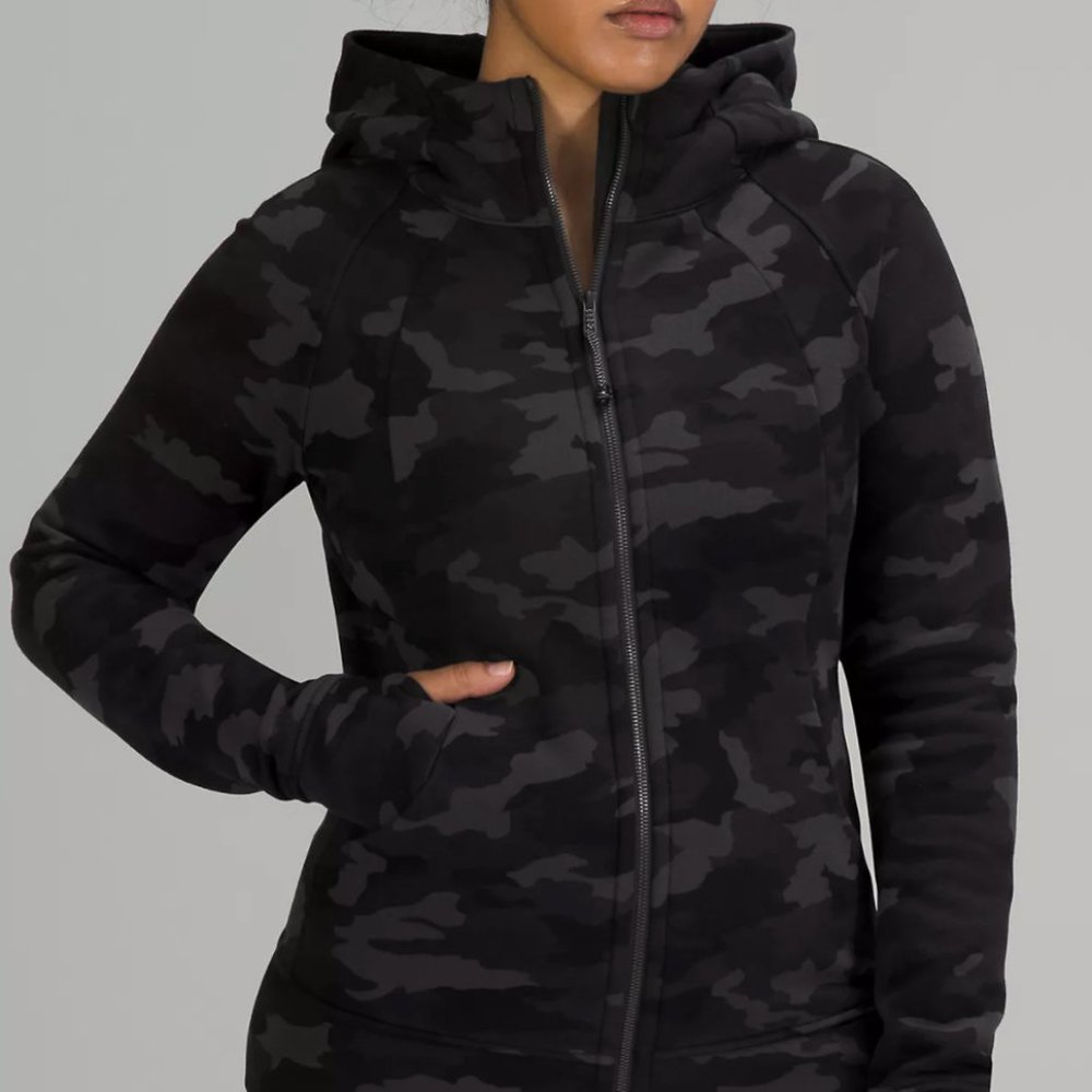 Lululemon Scuba Hoodie Light Cotton Fleece, Camo Size 6 NWOT